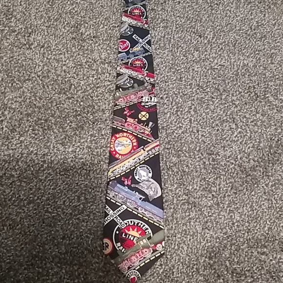 Railroad tie - Picture 1 of 1